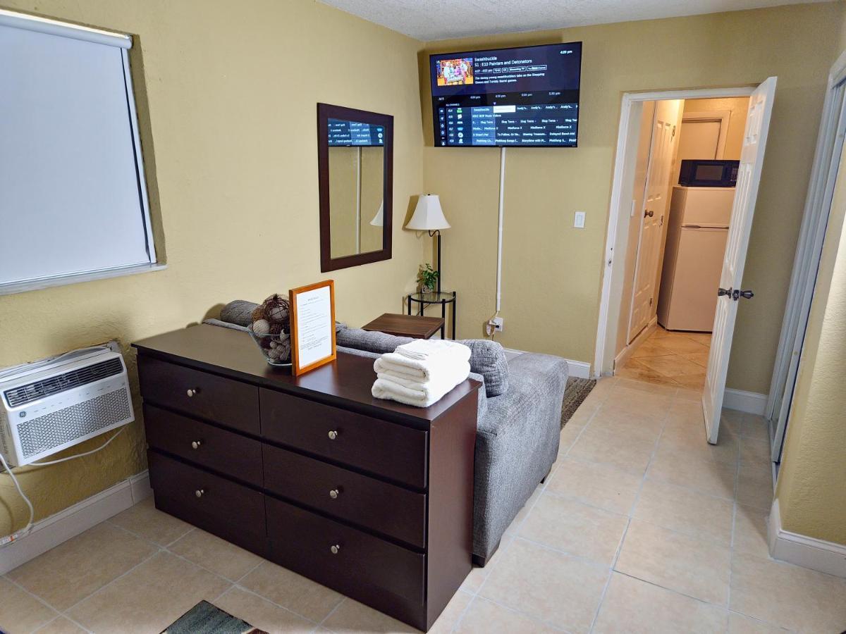 The Vacay Inn Lauderdale Lakes Exterior foto