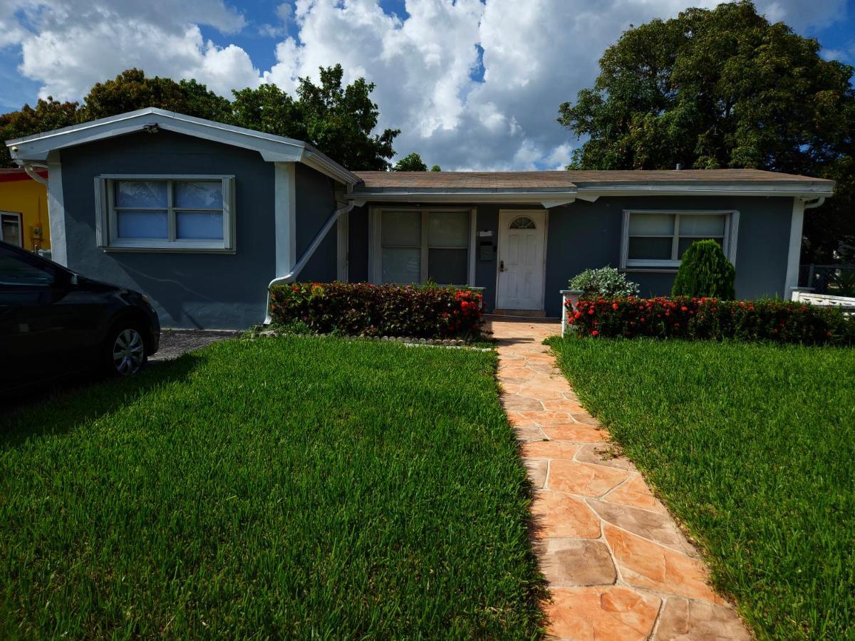 The Vacay Inn Lauderdale Lakes Exterior foto